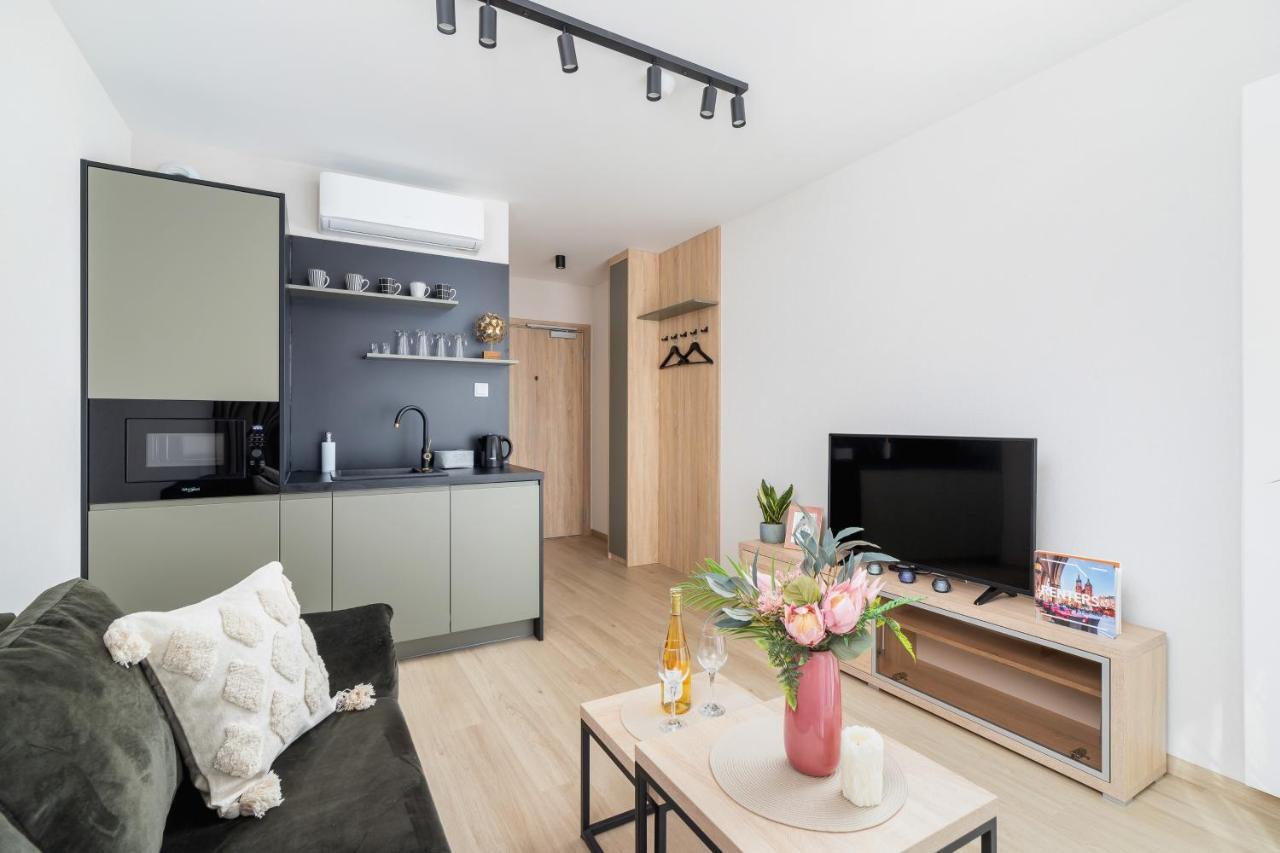 Modern Apartment Srodmiescie Krakow By Noclegi Renters Екстериор снимка